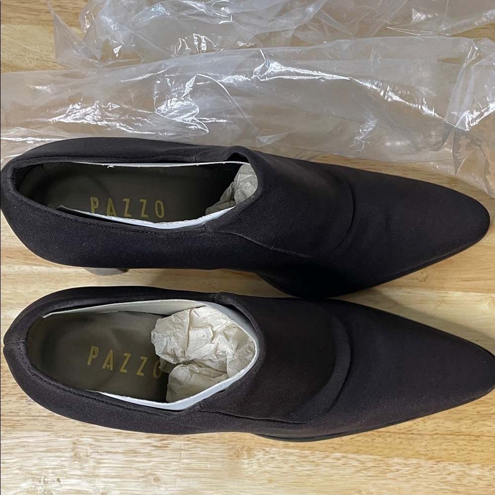PAZZO Black Ankle Boots - Picture 4 of 9